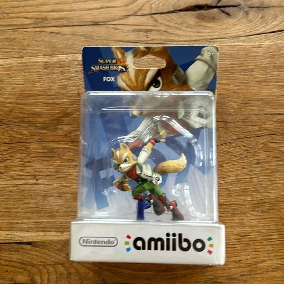 NIB Nintendo Amiibo Fox Super Smash Bros US - Picture 1 of 6